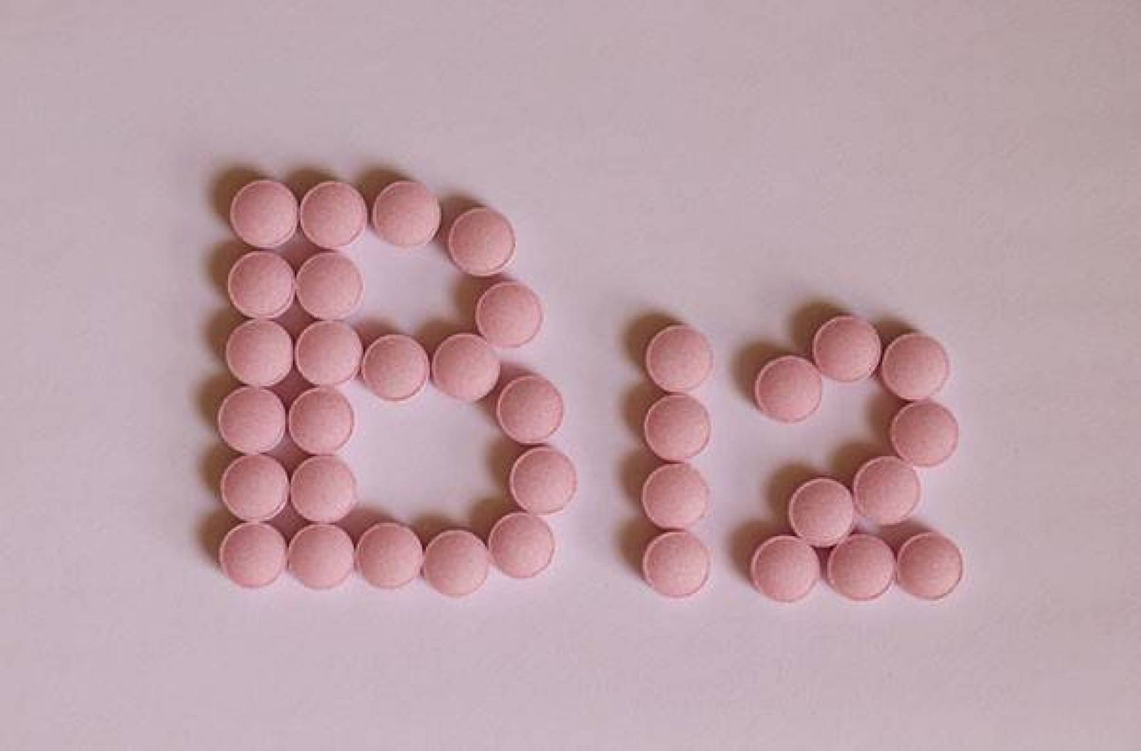 أعراض نقص فيتامين ب 12 