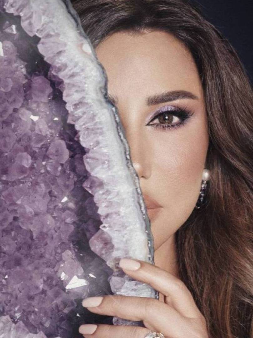أمنية نجوى كرم المرتبطة بألبوم كاريزما