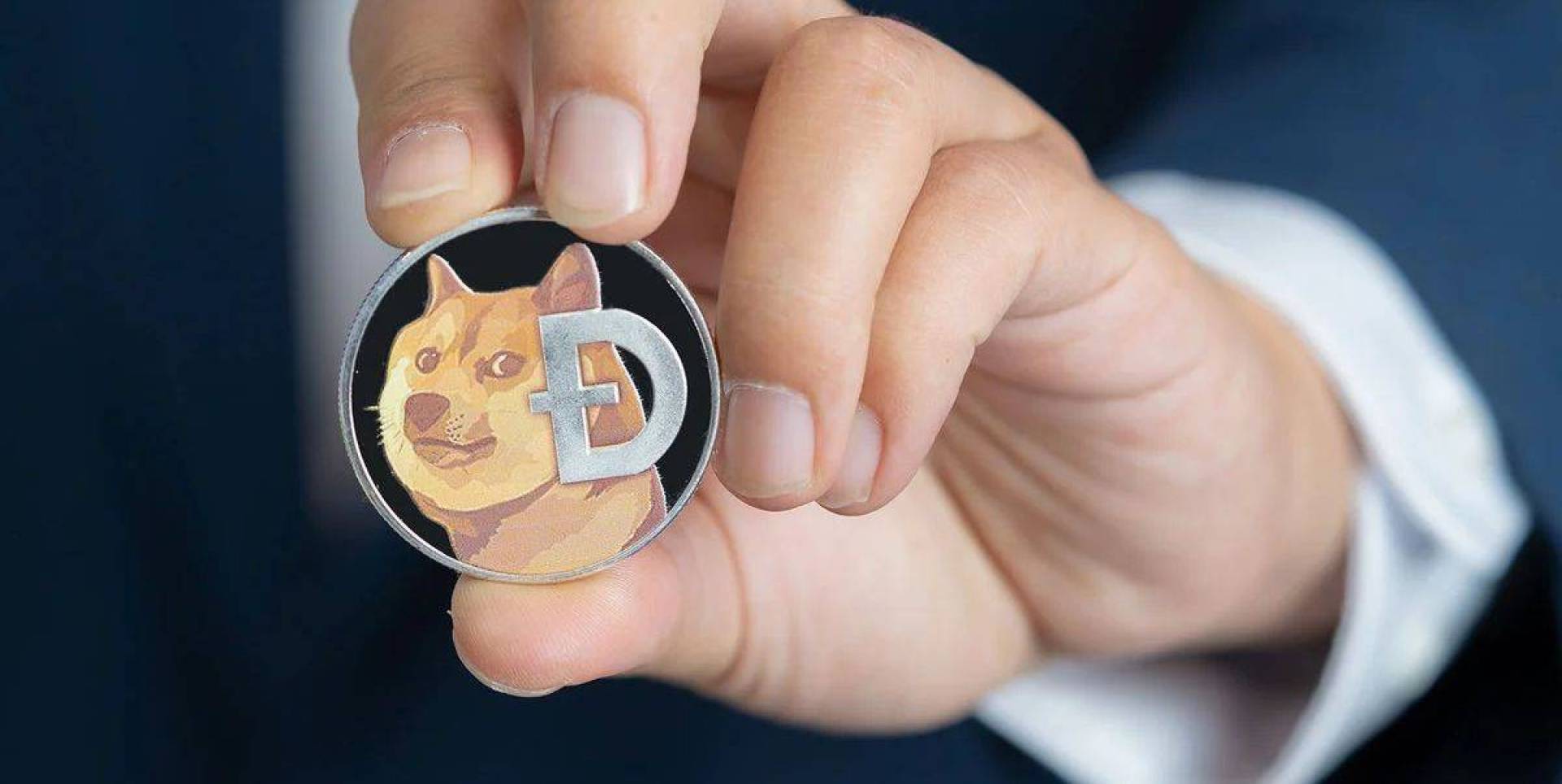 هل تتفوق عملات الميمية البارزة على الدوجكوين (DOGE)؟