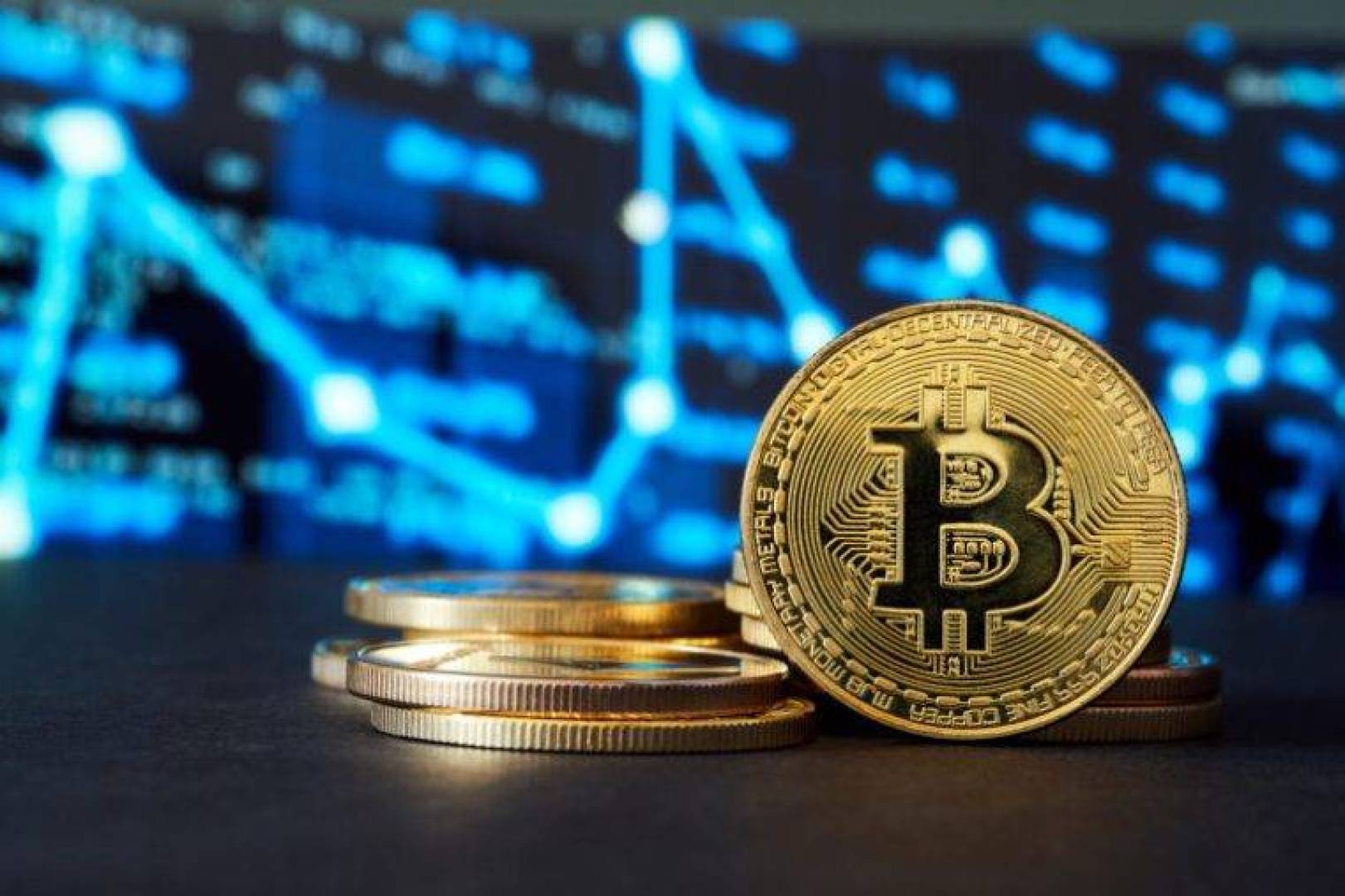 محافظ البيتكوين المليونية تتضاعف ثلاث مرات في عام 2023