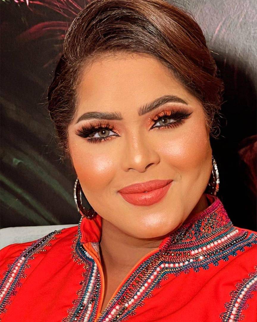 هيا الشعيبي لـ إلهام الفضالة وشهاب جوهر بعد أدائهما مناسك العمرة: صفوا النية