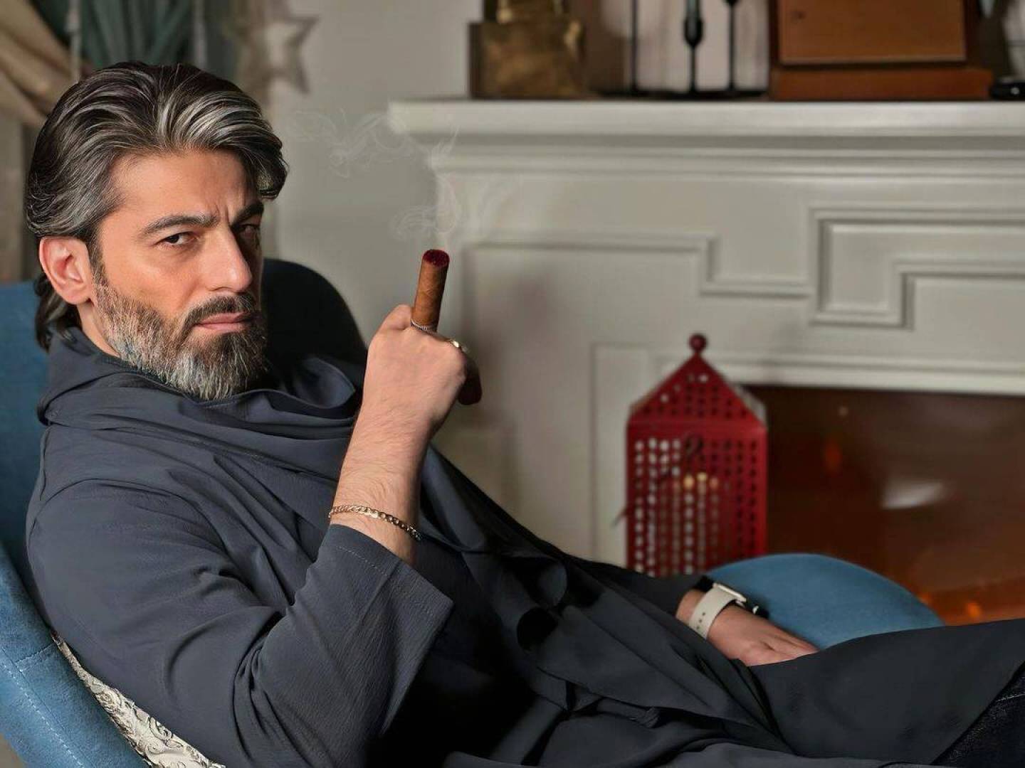 نجمات أعمال البيئة الشامية في مرمى سخرية الفنان خالد حيدر