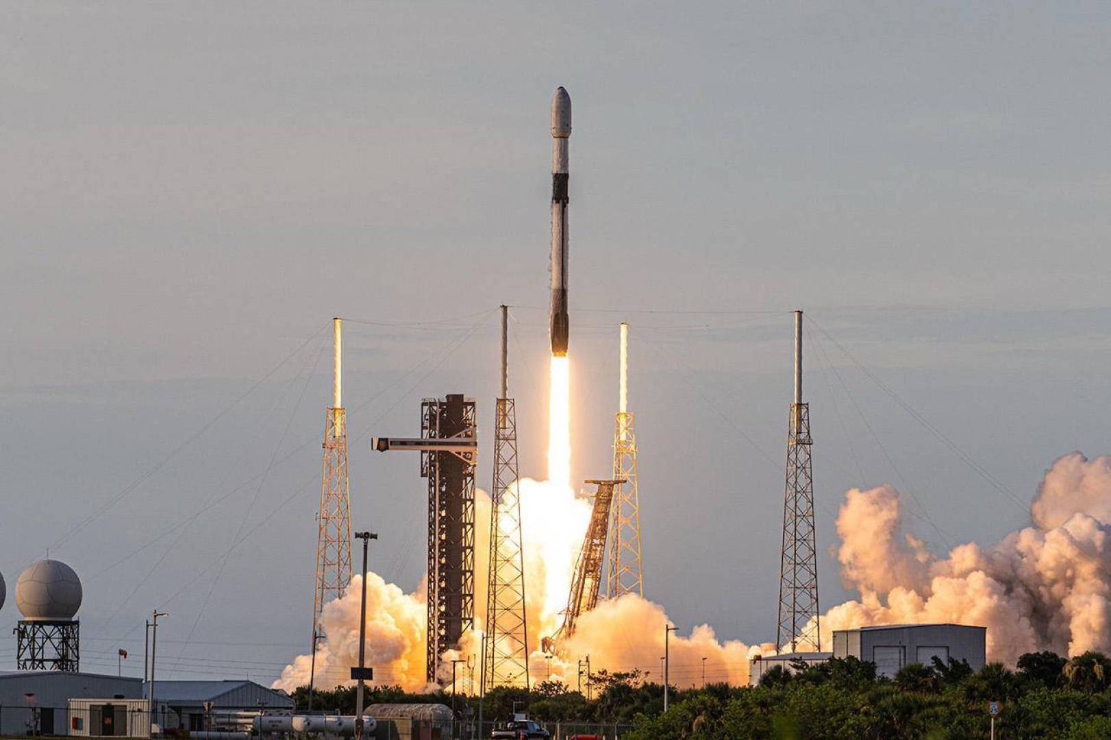 SpaceX تطلق أول قمر صناعي تركي للاتصالات مصنوع محليًا
