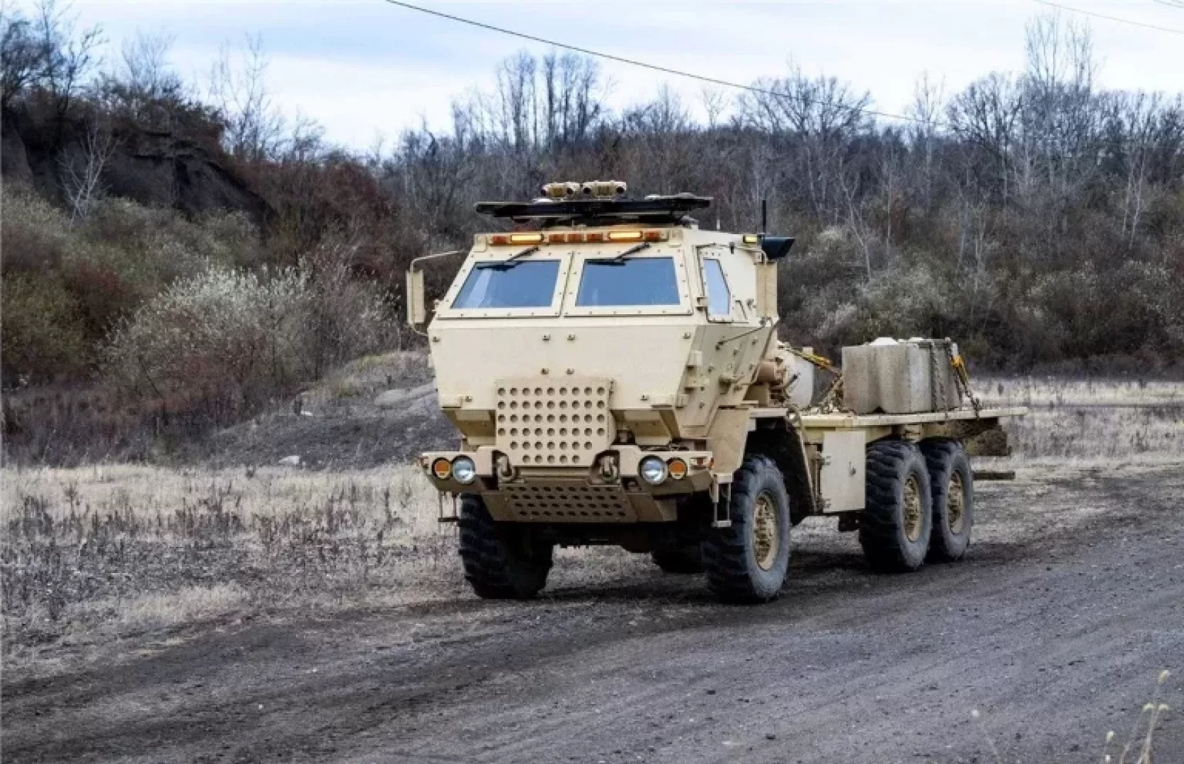 نظام إطلاق صواريخ HIMARS ذاتية القيادة لدعم تحديث الجيش الأمريكي