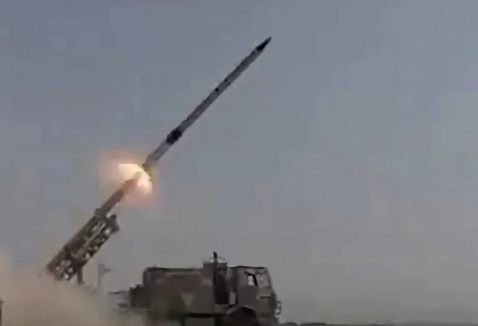 صواريخ فجر-5 لزرع الألغام البحرية 