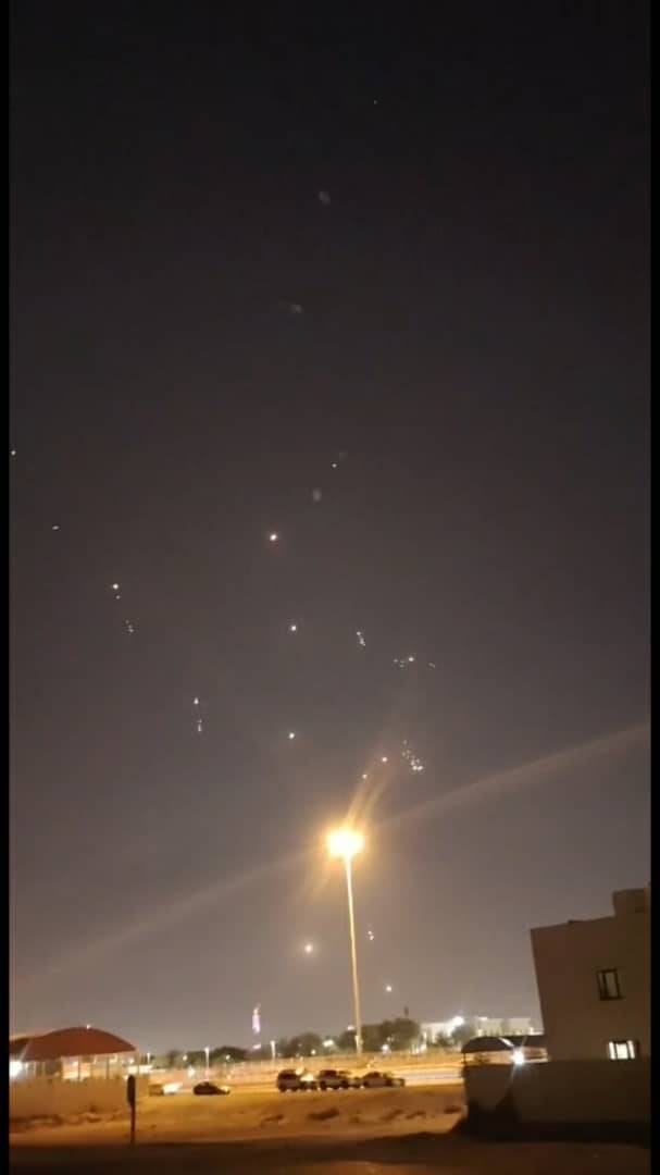 إيران تبدأ الرد على الهجوم الأمريكي بقصف قواعدها في قطر والعراق