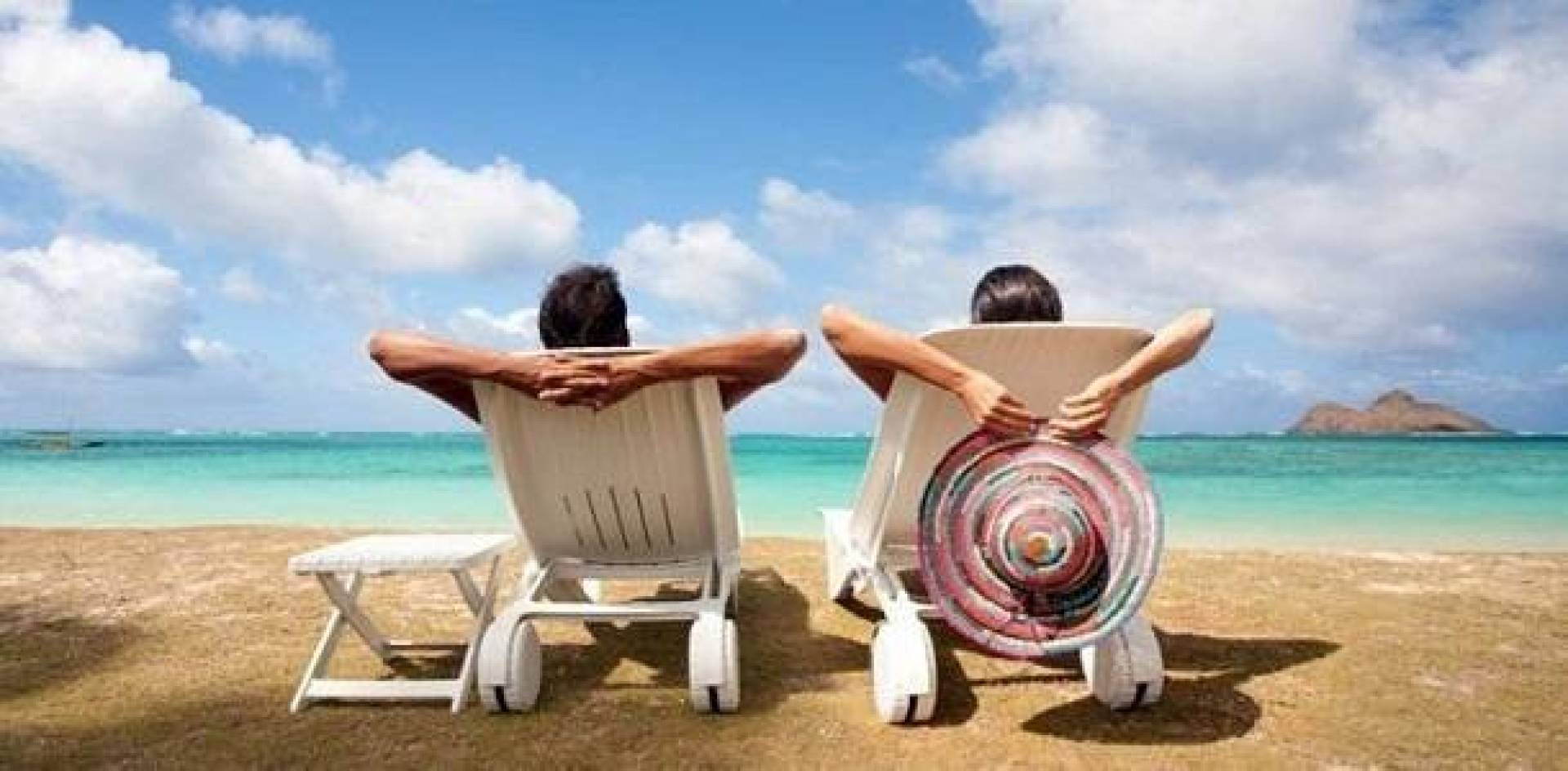 تستمتع بالشاطئ ثم تنهار من التعب.. العلم يفسر سر إرهاق الشاطئ