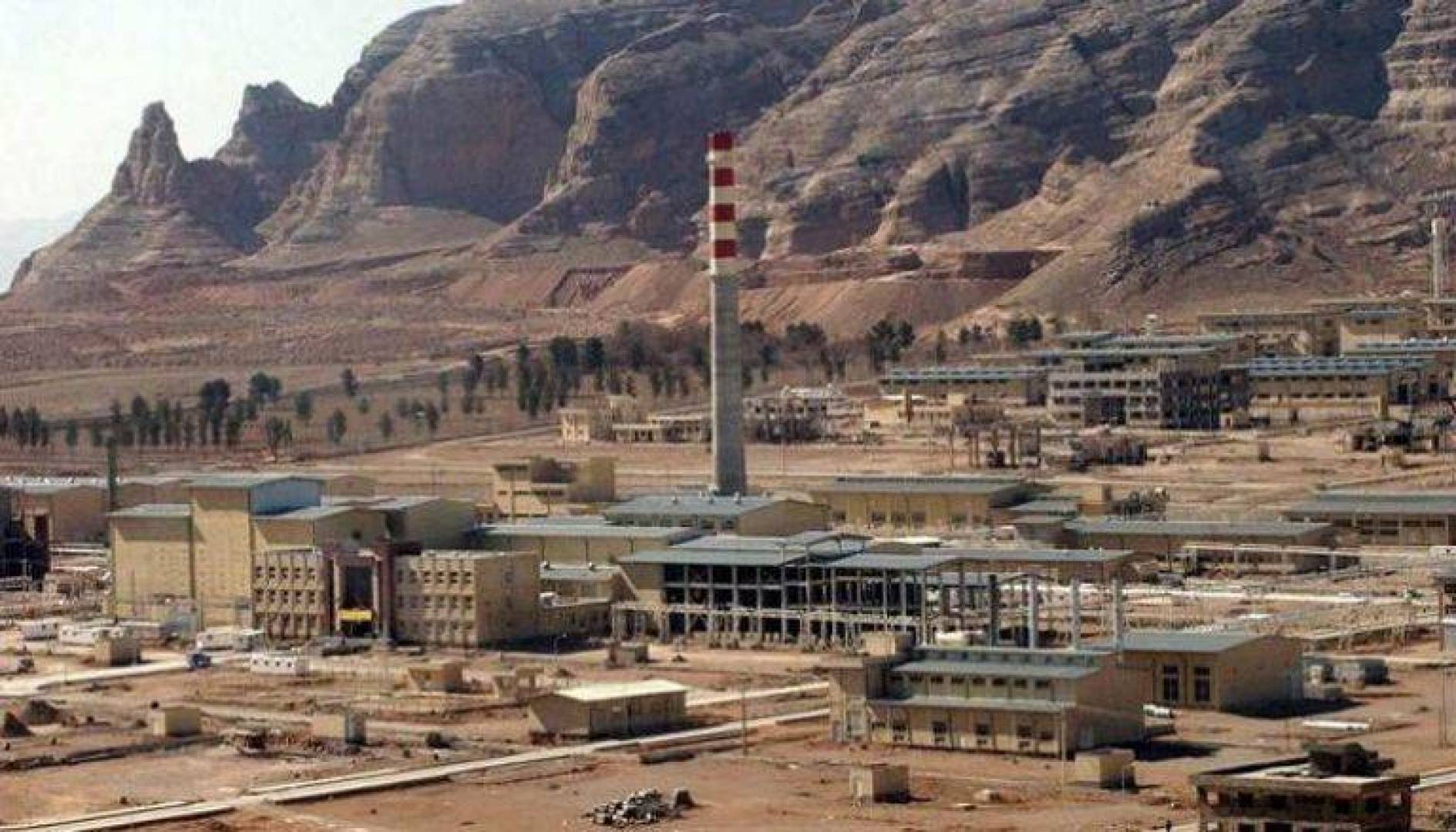 الهجوم على قلب البرنامج النووي الإيراني.. نطنز وأصفهان تحت النار