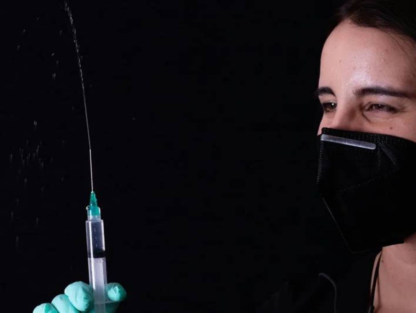 حقن الكلور لعلاج السرطان: اختراع مثير للجدل يثير مخاوف علمية وأخلاقية