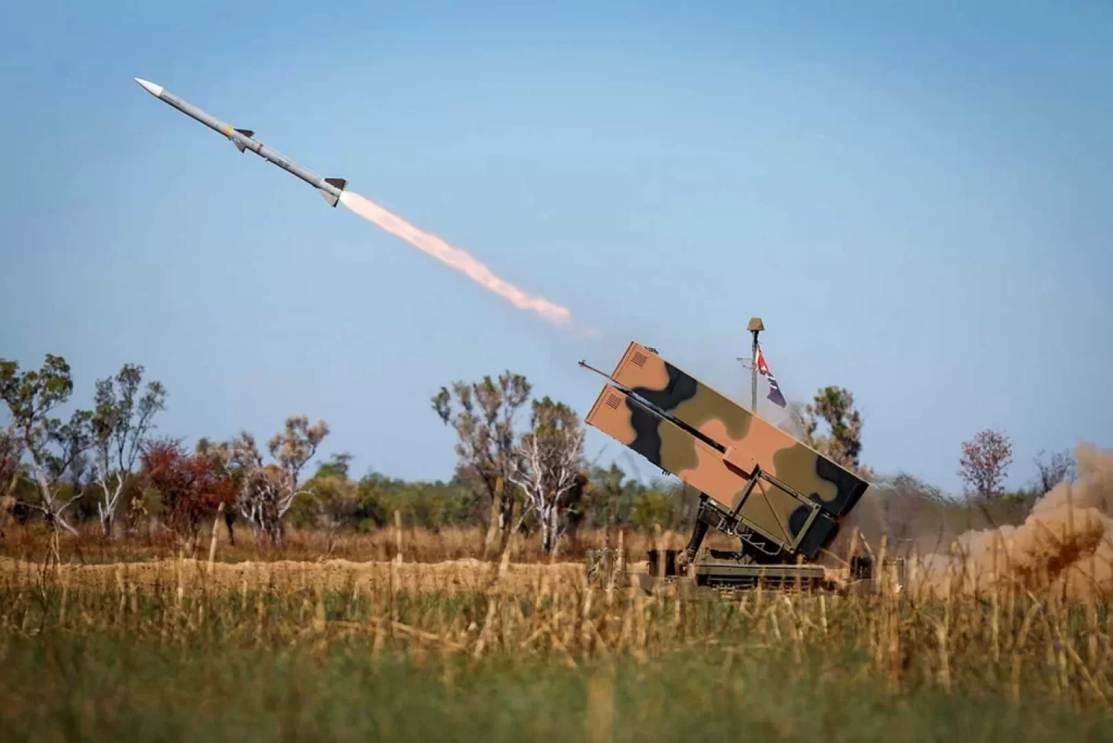 أستراليا تطلق لأول مرة صواريخ NASAMS في تدريبات ضخمة