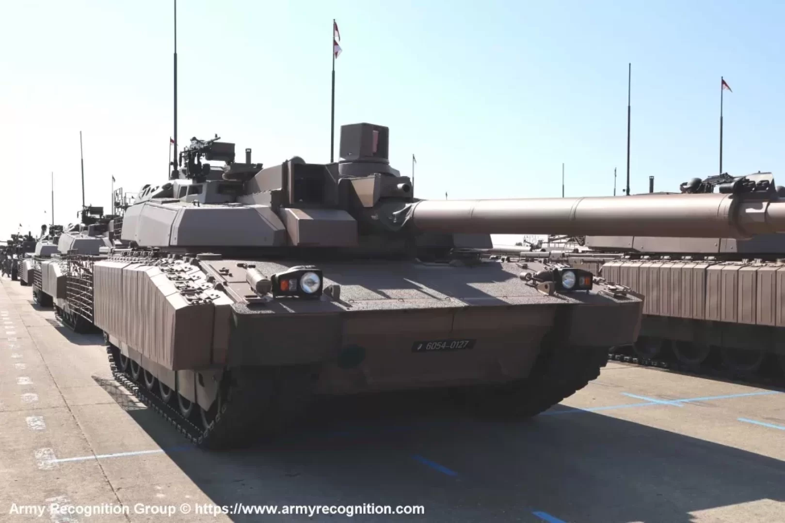 أول ظهور ميداني لدبابة Leclerc XLR الفرنسية بتحديث شامل