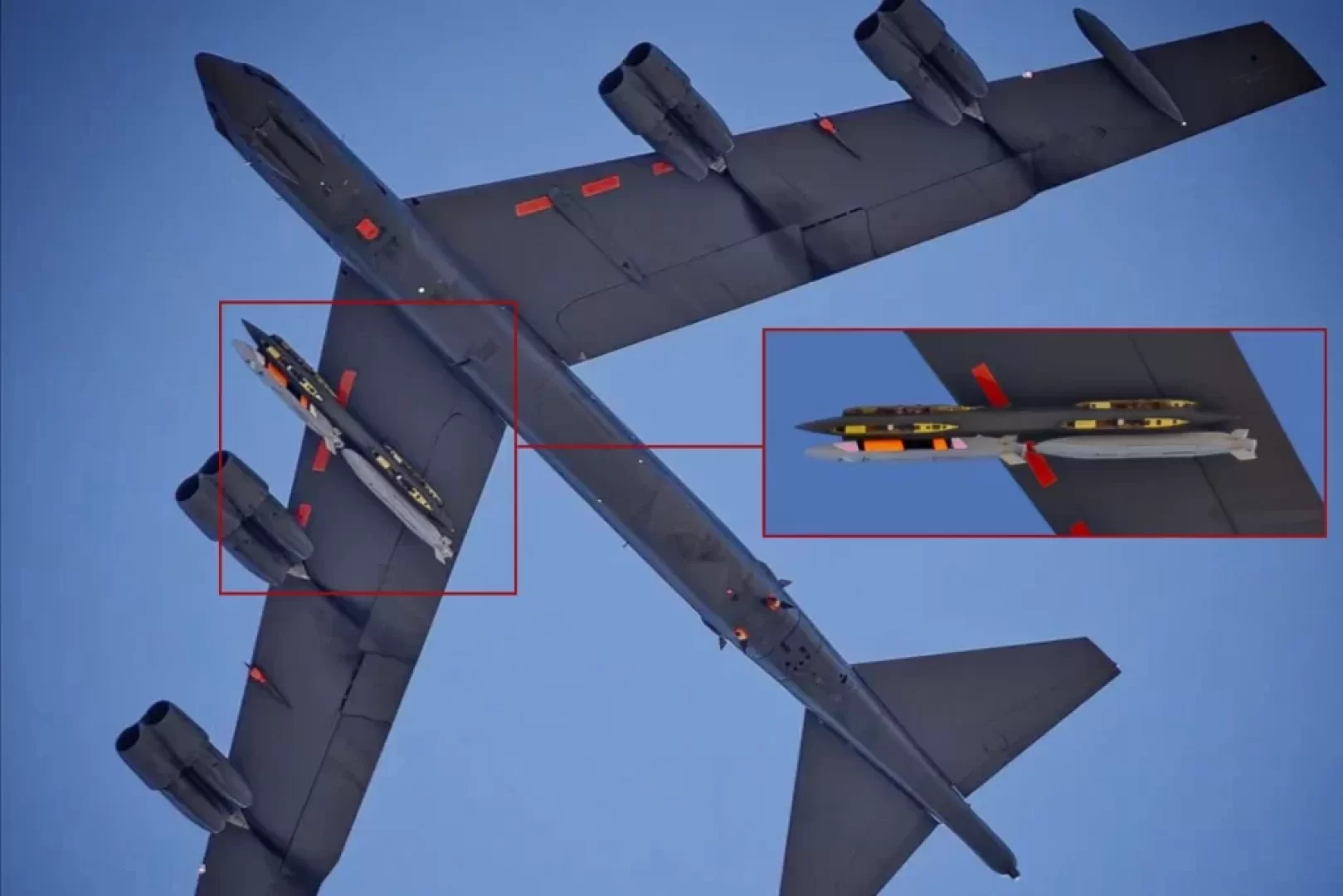ظهور صاروخ أميركي نووي سري على جناح B-52 يثير تكهنات عالمية (مصدر الصورة: Instagram channel @lookunderocks)