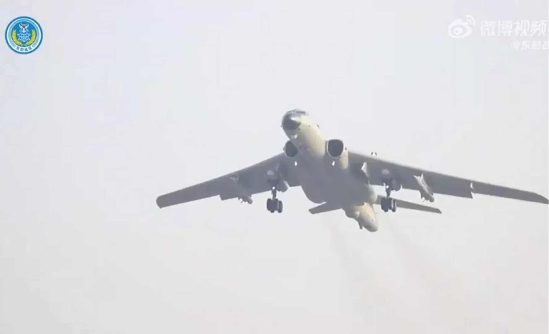 رسالة نار من بكين.. قاذفات H-6 تلوح بإغلاق غرب الهادئ (مصدر الصورة: China MoD)