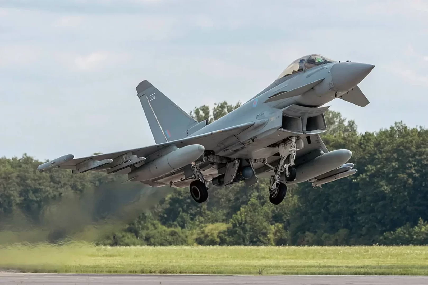 سلاح الجو الملكي البريطاني يحدث مقاتلات تايفون برادارات متطورة (مصدر الصورة: British MoD)