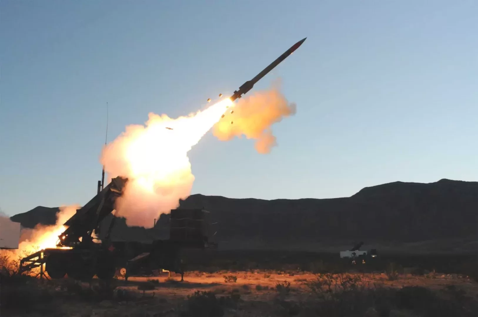 السعودية تعزز دفاعاتها الجوية بأحدث صواريخ باتريوت الأمريكية (مصدر الصورة: U.S. Department of War)