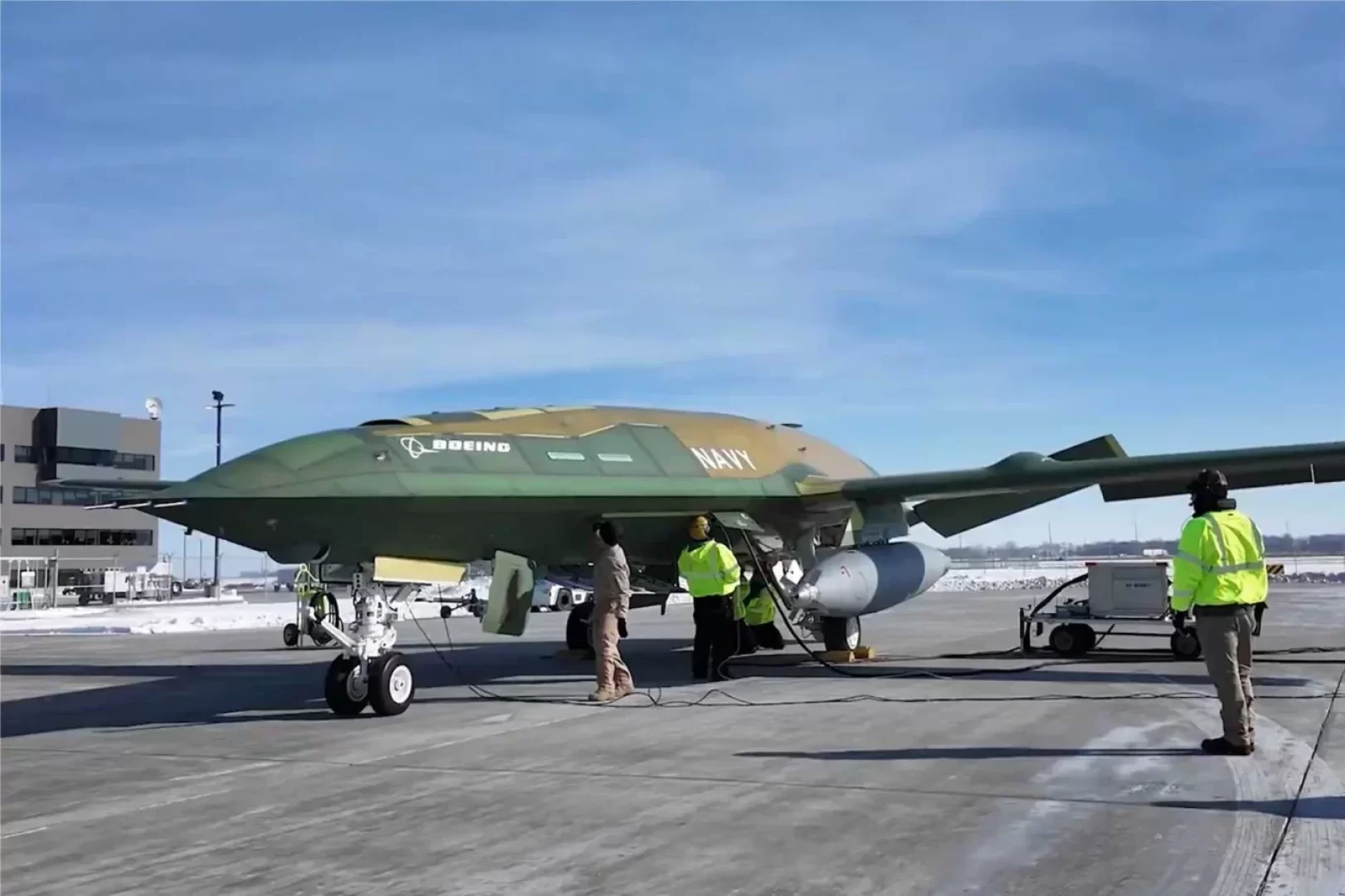 في خطوة تاريخية البحرية الأمريكية تمهد لدخول المسيرات إلى قلب حاملات الطائرات (مصدر الصورة: Boeing Defense)