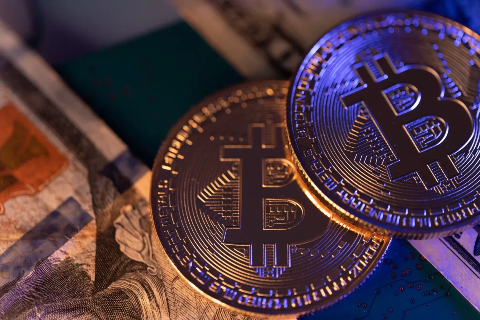 عملة بيتكوين BTC على صفيح ساخن.. فهل نشهد اختراق وشيك (مصدر الصورة: Coinpaper)