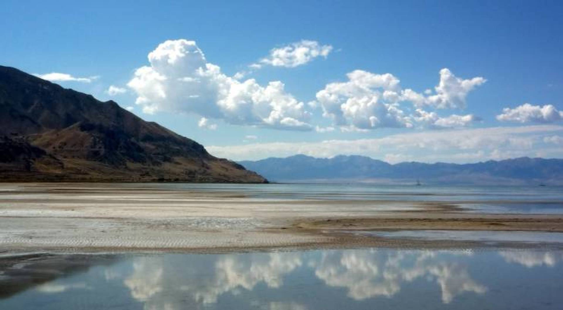 அமெரிக்காவின் உப்பு ஏரிக்கு அடியில் நன்னீர் கண்டுபிடிப்பு