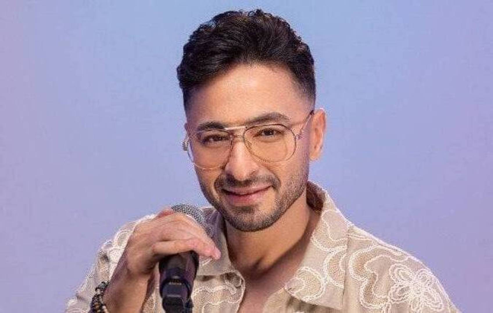 حمادة هلال يواصل دعمه الإنساني بهذه الطريقة 