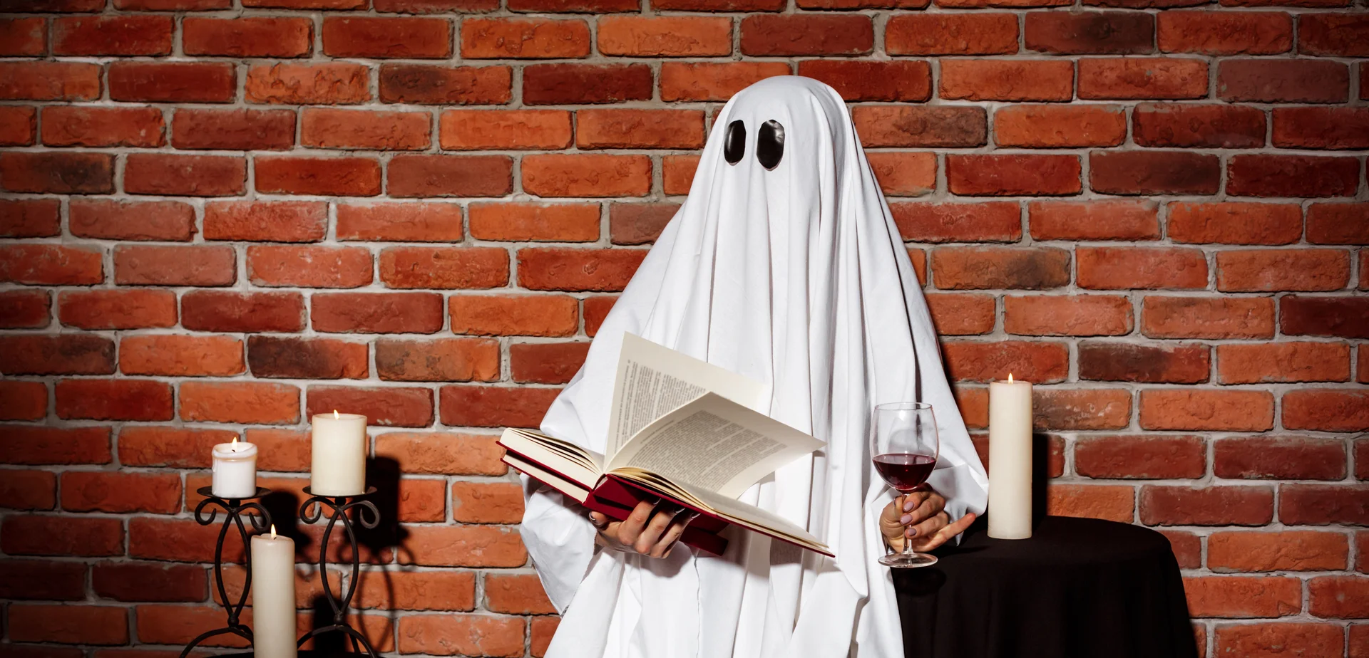 التفسير العلمي لرؤية الأشباح ( مصدر الصورة: Freepik )