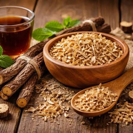 مركب طبيعي مستخلص من العرقسوس 