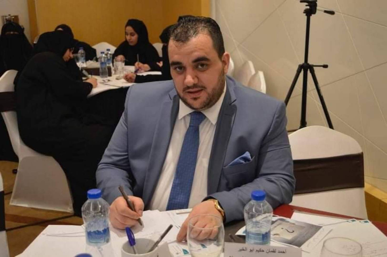 المستشار أحمد العمراوي مدير عام لمنظمة المدافعين عن حقوق الإنسان الدولية IHRDF بالإمارات العربية المتحدة
