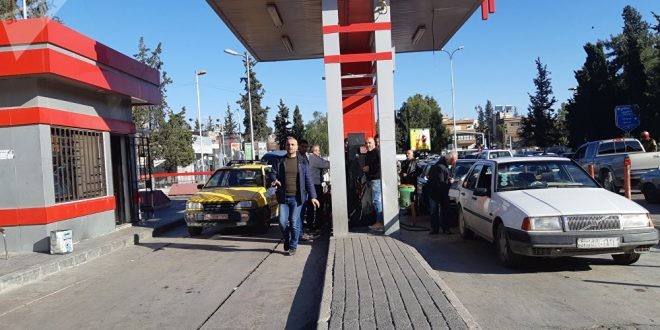 وزير الدفاع الروسي: نفط سوريا يسرق