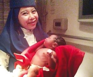 امرأة فيليبينية تُنجب طفلتها في السماء