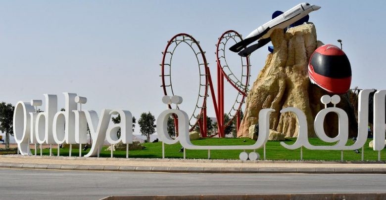 السعودية تسعى لتنشيط السياحة وتحلم بإيرادات تصل إلى 100 مليار دولار