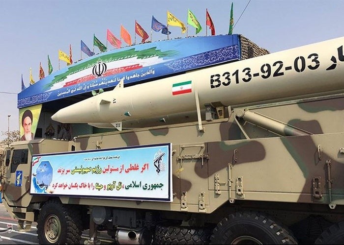 في ظل التوتر الإيراني السعودي الأمريكي.. إيران تستعرض مفاجأتها العسكرية 