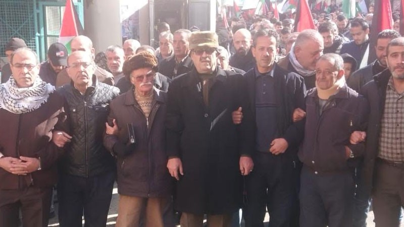 الاضراب يعم المخيمات الفلسطينية رفضاً لـ
