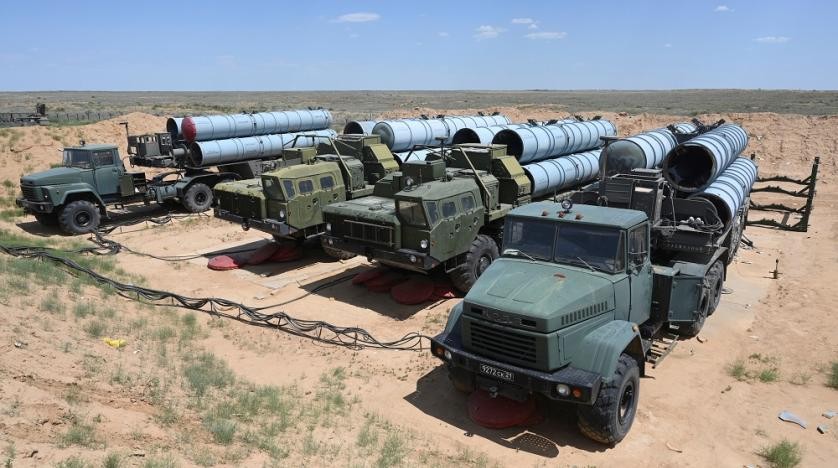 مسؤول عراقي يكشف عن مفاوضات بين بغداد وموسكو لشراء أنظمة S-300