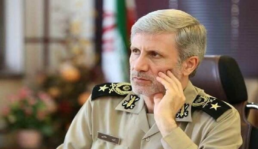 وزير الدفاع الايراني العميد امير حاتمي