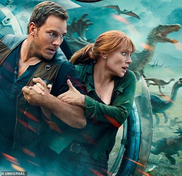 30596206-8508539-The_blockbuster_sequel_which_is_filming_at_Pinewood_Studios_in_B-a-265_1594339357417.jpg